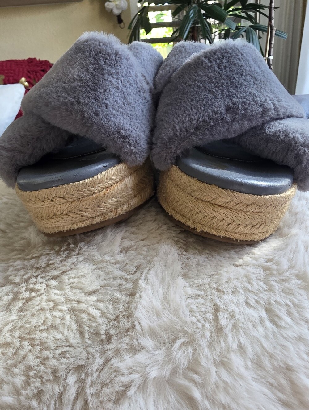 Sam Edelman Cozy Gray Faux-Fur Espadrille Platform Sandals Size 7.5